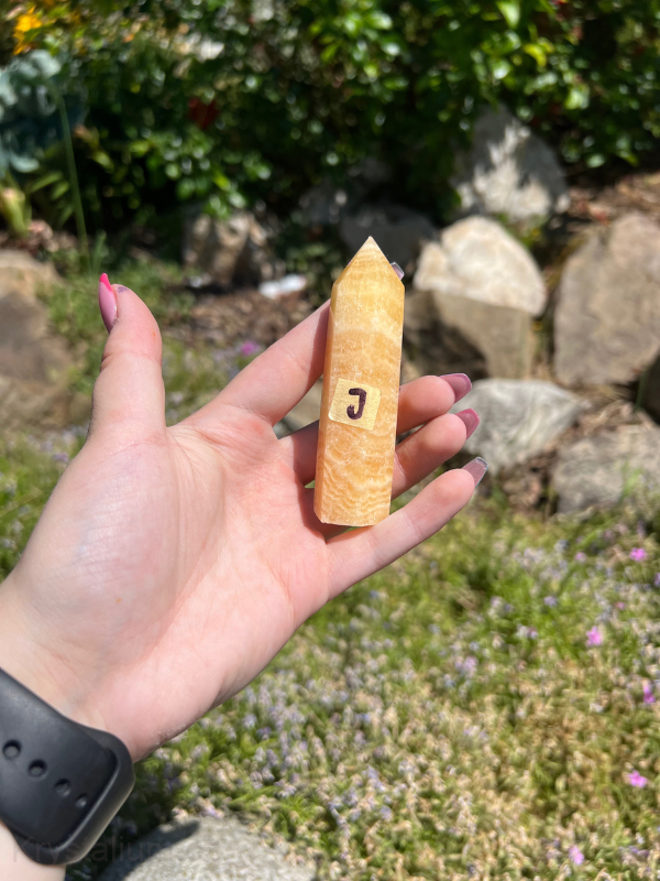 KALCIT oranžový obelisk J 80g