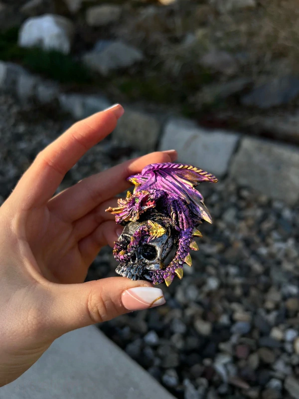 MAGNET drak FIALOVÝ dekorace