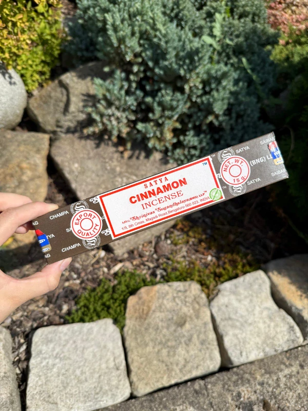 Vonné tyčinky CINNAMON satya 