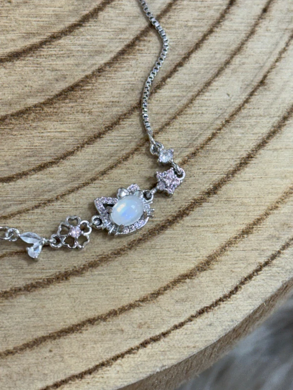 Náramek kočička MĚSÍČNÍ BÍLÝ KÁMEN