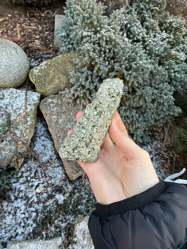 PYRIT maxi  surový konkrétní kus