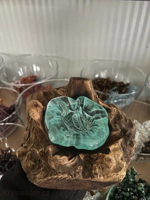 Dřevěná dekorace - svícen č.2